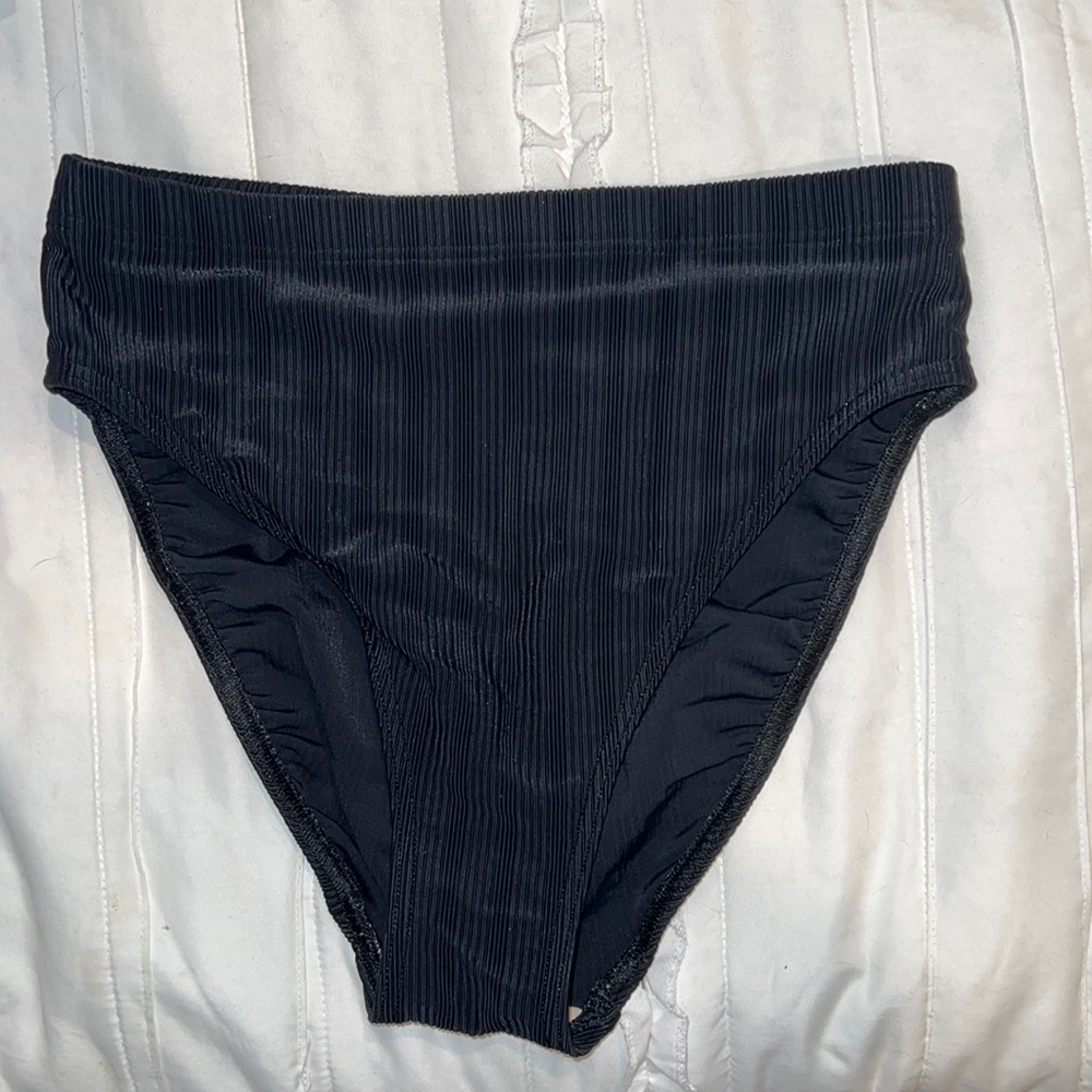 High rise ribbed swim bottoms !